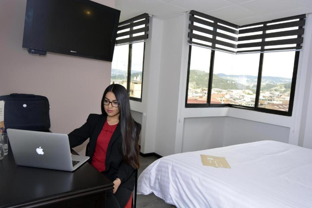 קואנקה Hotel Italia מראה חיצוני תמונה